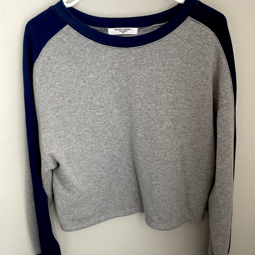 Cropped sweatshirt